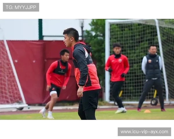 依木兰国家队回归消息属实,年轻中场获重用信号 依木兰国家队回归消息属实,年轻中场获重用信号